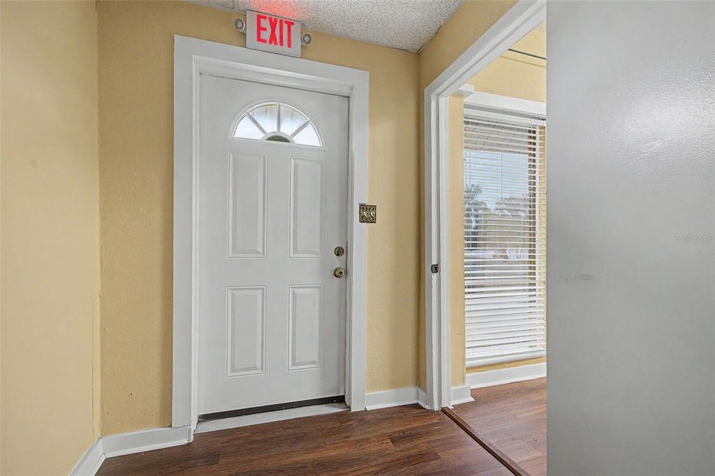 2019 MANATEE AVENUE W, BRADENTON, FL 34205 — photo 3