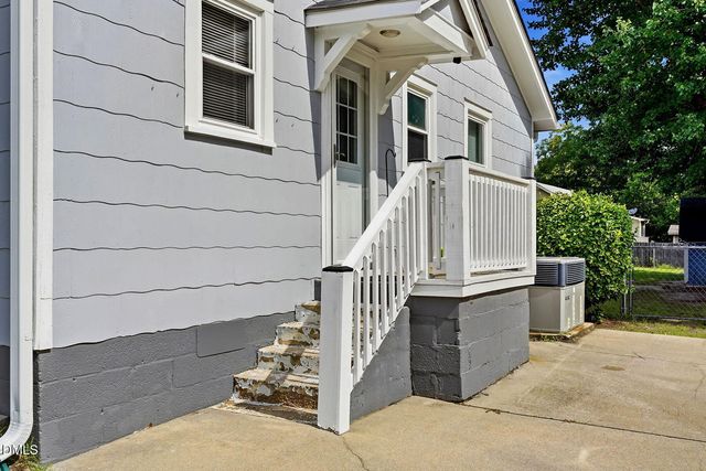 116 W Academy Street, Wendell, NC 27591