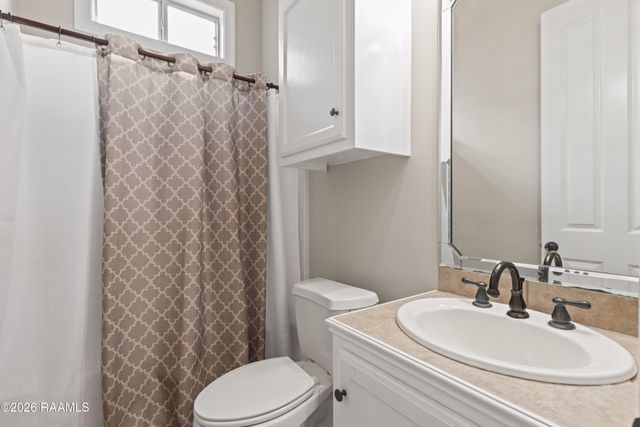 208 S Montauban Drive, Lafayette, LA 70507