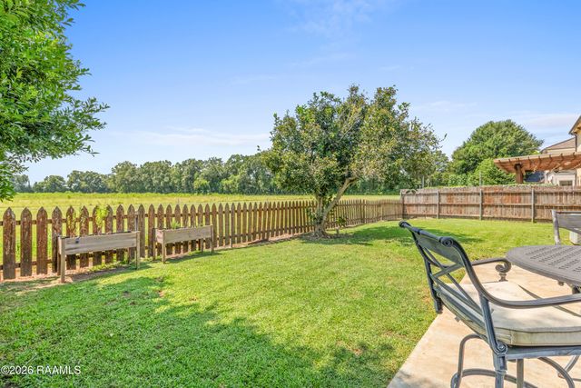 208 S Montauban Drive, Lafayette, LA 70507