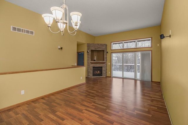 4614 Bloomberg Lane, South Saint Paul, MN 55076