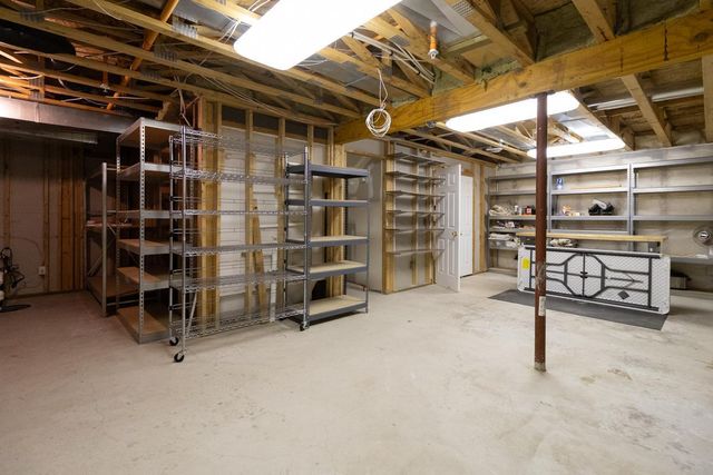 4614 Bloomberg Lane, South Saint Paul, MN 55076