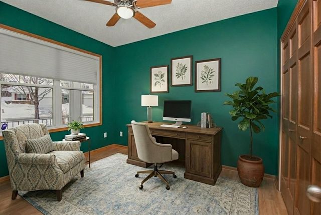 4614 Bloomberg Lane, Inver Grove Heights, MN 55076