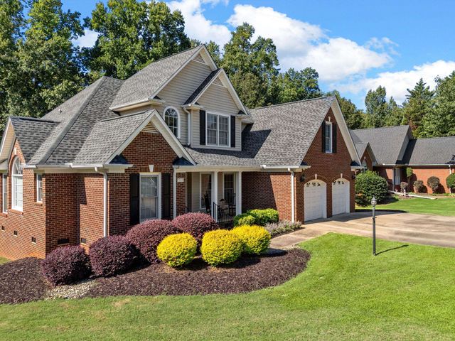 522 Chippendale Lane, Boiling Springs, SC 29316