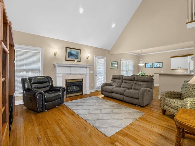 522 Chippendale Lane, Boiling Springs, SC 29316