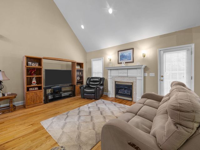 522 Chippendale Lane, Boiling Springs, SC 29316
