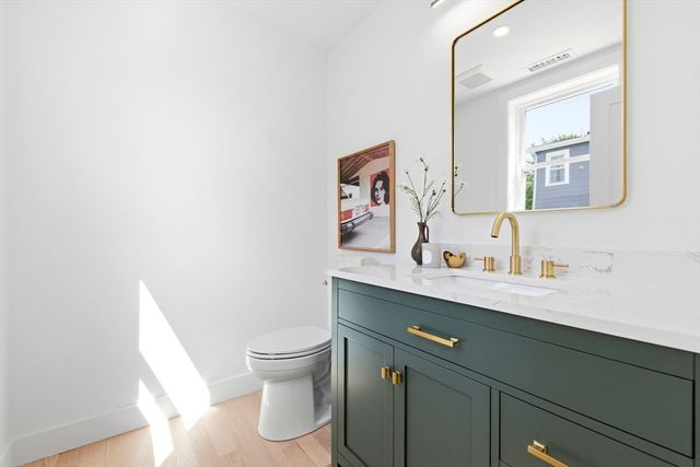 30 Emerald Road, Nahant, MA 01908