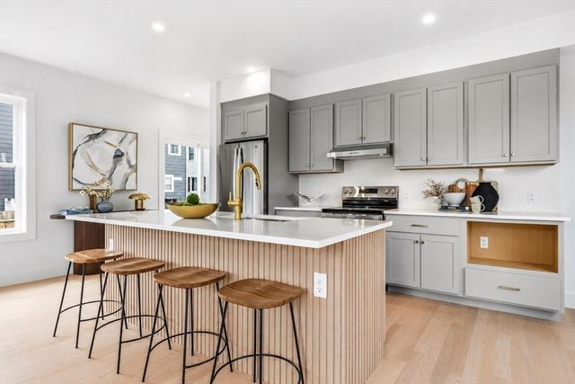 30 Emerald Road, Nahant, MA 01908