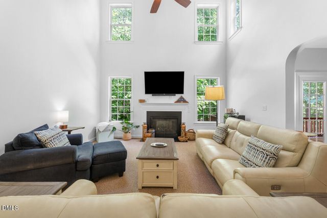 605 N Scotswood Boulevard, Hillsborough, NC 27278