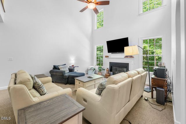 605 N Scotswood Boulevard, Hillsborough, NC 27278