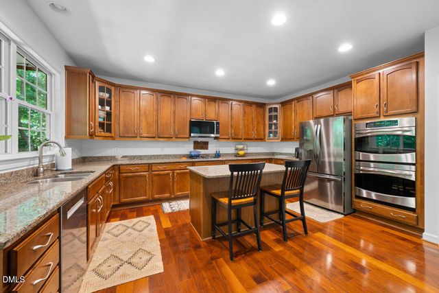 605 N Scotswood Boulevard, Hillsborough, NC 27278