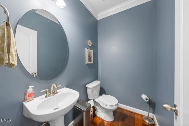 605 N Scotswood Boulevard, Hillsborough, NC 27278