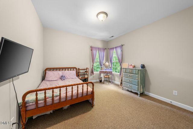 605 N Scotswood Boulevard, Hillsborough, NC 27278