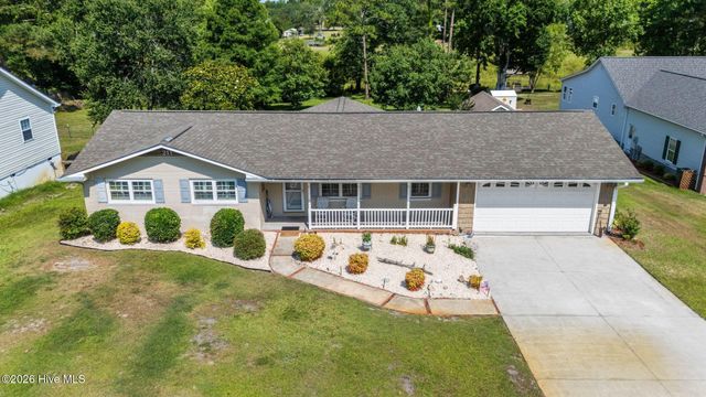 211 S Shore Drive, Southport, NC 28461