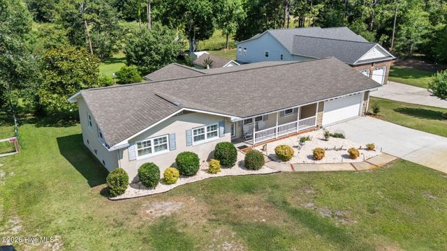 211 S Shore Drive, Southport, NC 28461