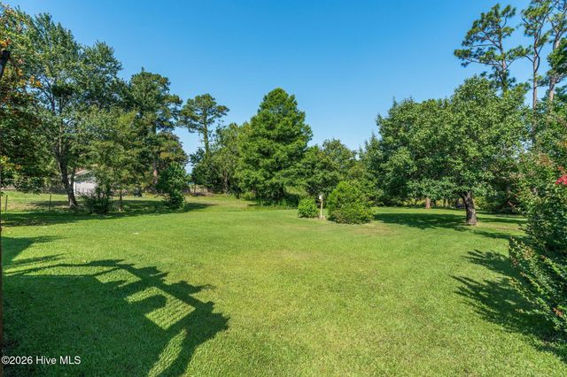 211 S Shore Drive, Southport, NC 28461