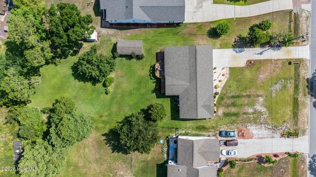 211 S Shore Drive, Southport, NC 28461