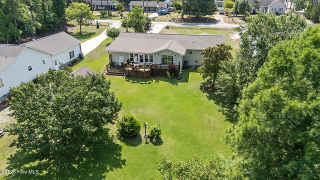 211 S Shore Drive, Southport, NC 28461