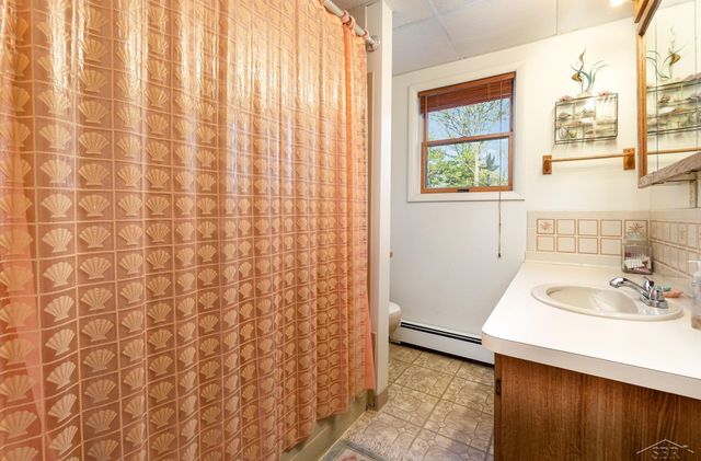 5295 E 14th Street, Au Gres, MI 48703