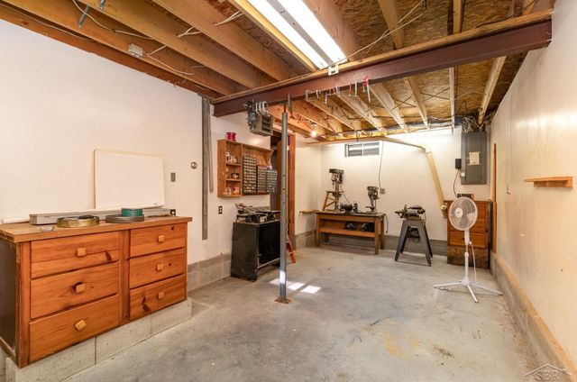 5295 E 14th Street, Au Gres, MI 48703