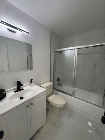 1512 W SITKA STREET, Tampa, FL 33604