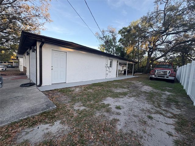 1512 W SITKA STREET, Tampa, FL 33604