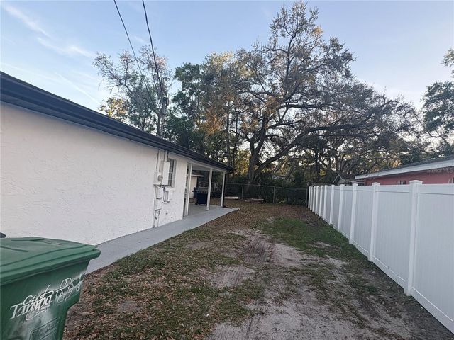 1512 W SITKA STREET, Tampa, FL 33604