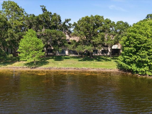 2824 COUNTRYSIDE BOULEVARD 315, Clearwater, FL 33761