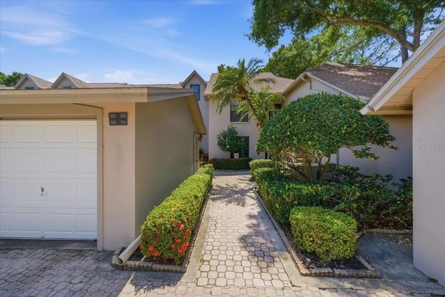 2824 COUNTRYSIDE BOULEVARD 315, Clearwater, FL 33761