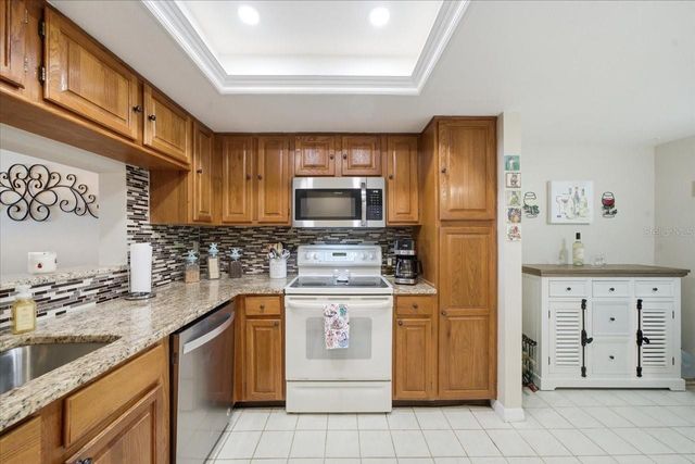 2824 COUNTRYSIDE BOULEVARD 315, Clearwater, FL 33761
