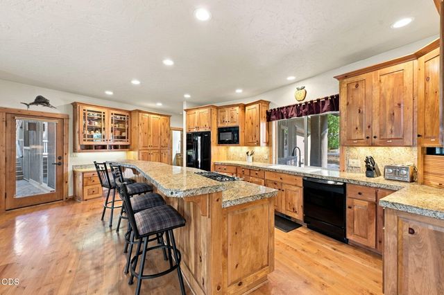 18211 Oregon Loop 1, Sunriver, OR 97707