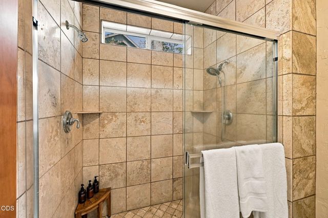 18211 Oregon Loop 1, Sunriver, OR 97707