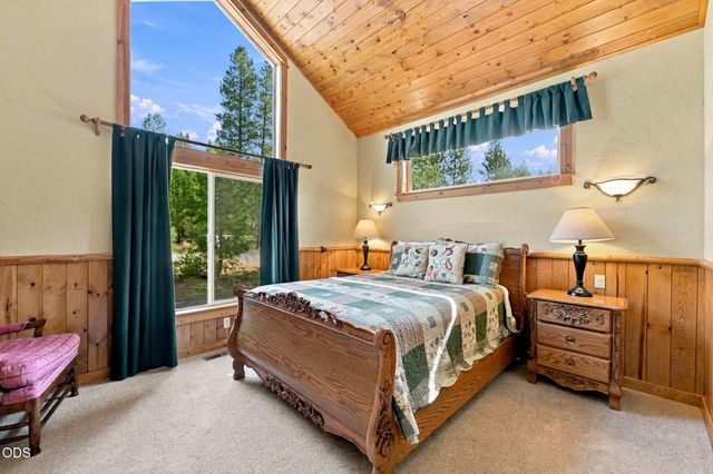 18211 Oregon Loop 1, Sunriver, OR 97707