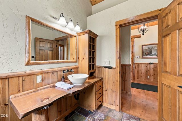18211 Oregon Loop 1, Sunriver, OR 97707