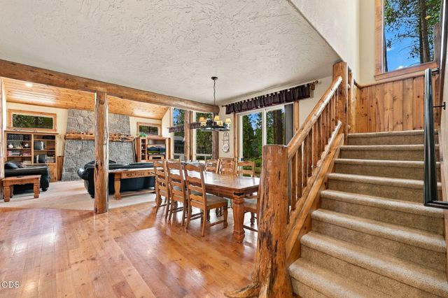18211 Oregon Loop 1, Sunriver, OR 97707