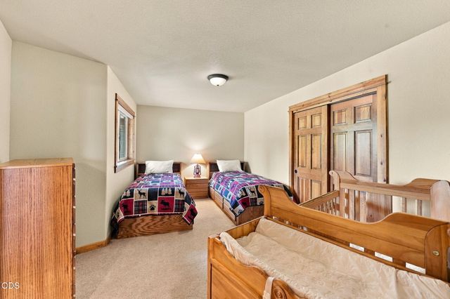 18211 Oregon Loop 1, Sunriver, OR 97707