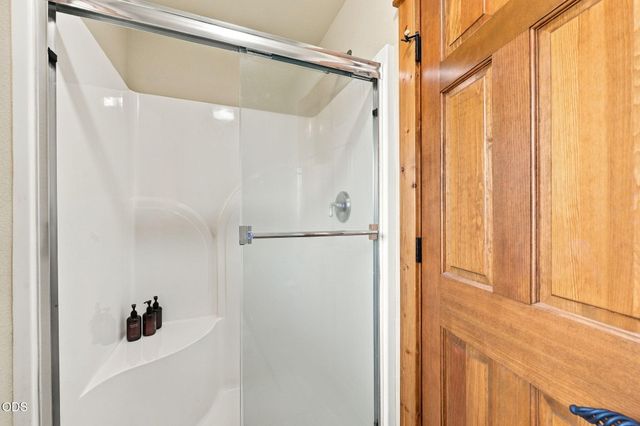 18211 Oregon Loop 1, Sunriver, OR 97707