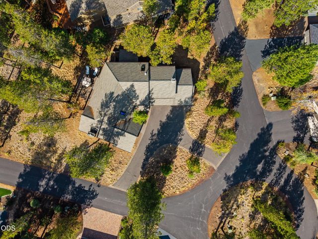 18211 Oregon Loop 1, Sunriver, OR 97707