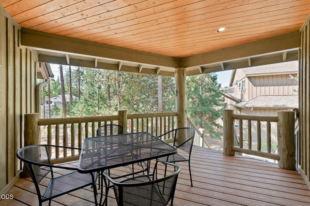 18211 Oregon Loop 1, Sunriver, OR 97707