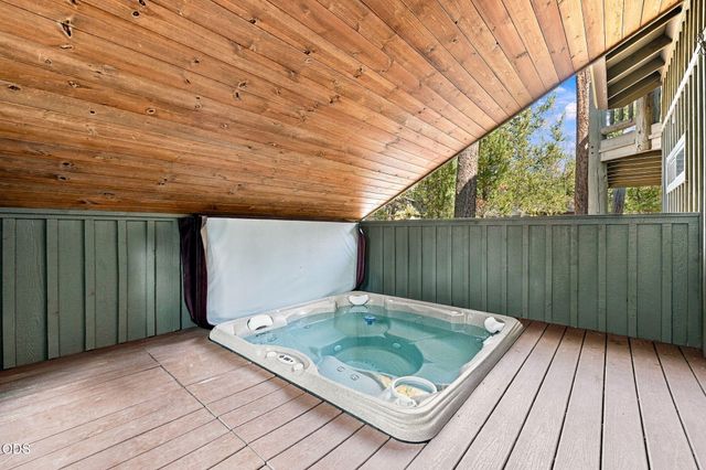 18211 Oregon Loop 1, Sunriver, OR 97707