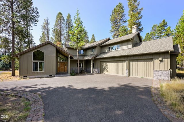 18211 Oregon Loop 1, Sunriver, OR 97707