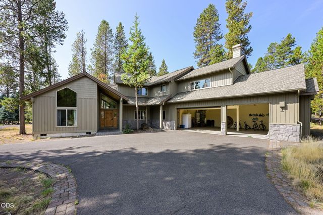 18211 Oregon Loop 1, Sunriver, OR 97707