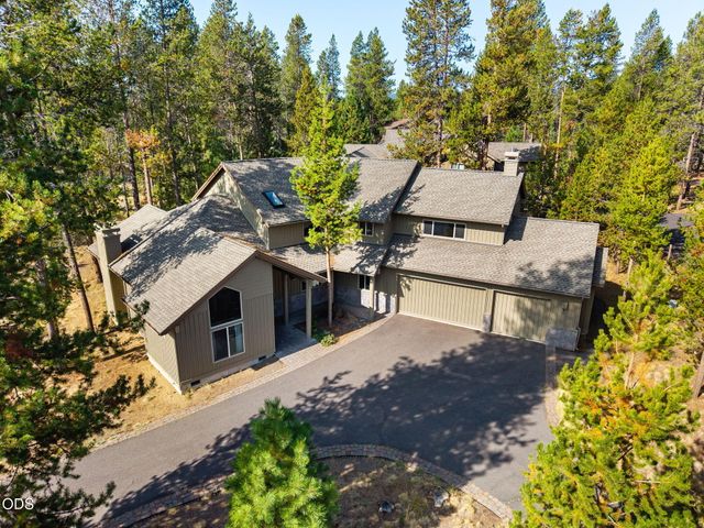18211 Oregon Loop 1, Sunriver, OR 97707