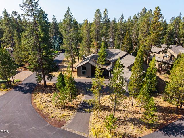 18211 Oregon Loop 1, Sunriver, OR 97707