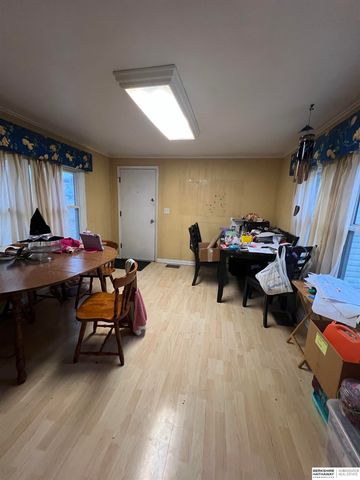 1617 N 90th Street, Omaha, NE 68114