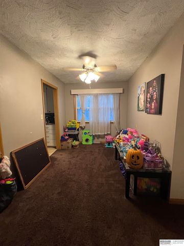 1617 N 90th Street, Omaha, NE 68114