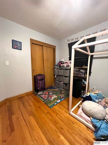 1617 N 90th Street, Omaha, NE 68114