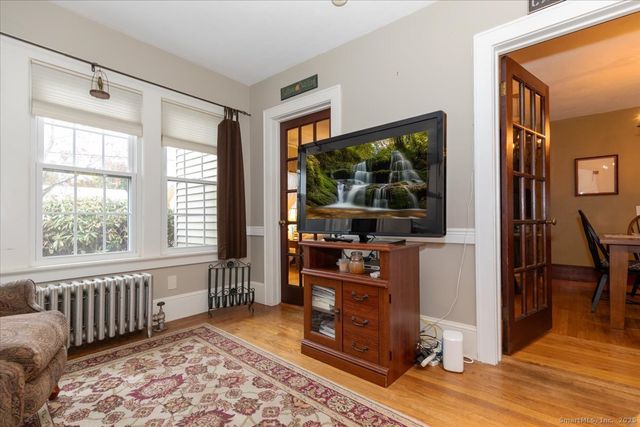 5 Spier Avenue, Enfield, CT 06082