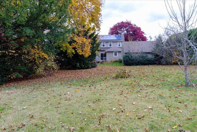 5 Spier Avenue, Enfield, CT 06082