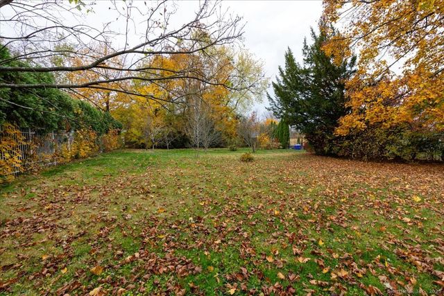 5 Spier Avenue, Enfield, CT 06082